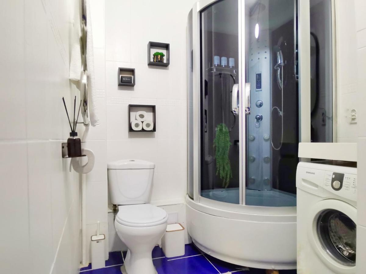 Ferienwohnung Квартира Коктобе С Видом На Горы Almaty Exterior foto